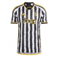Camisa de time de futebol Juventus Dusan Vlahovic #9 Replicas 1º Equipamento 2023-24 Manga Curta
